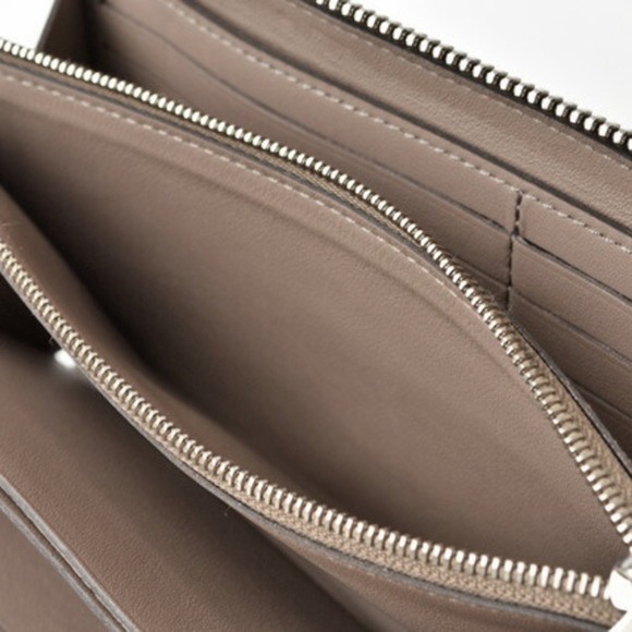 Louis Vuitton M2201-48-lv Veau Cachemire Leather Coin Purse/coin Case Black - Picture 8 of 13